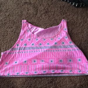 Crop top